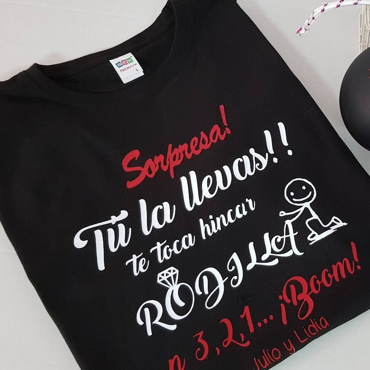 “¡Bomba! Camiseta Sorpresa – ¡Tú la Llevas!”