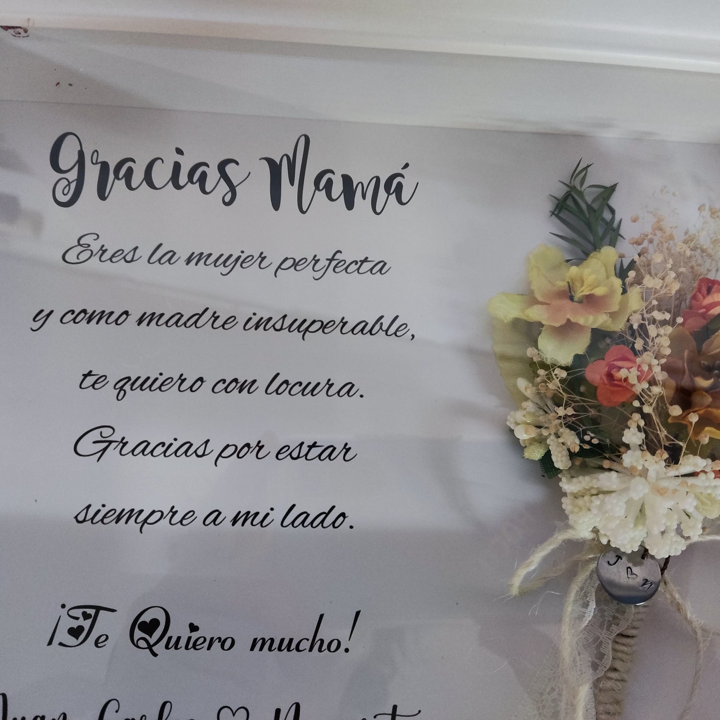 Marco y Lámina para madres/abuelas/tías/ testigos, etc.. con ramillete de flores