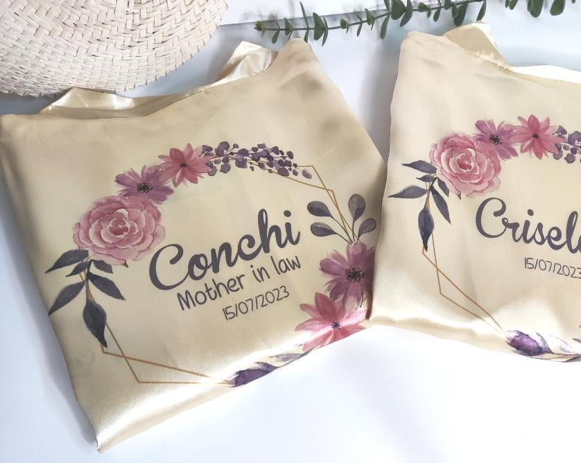 Bata personalizada para damas de honor MODELO KIMONO