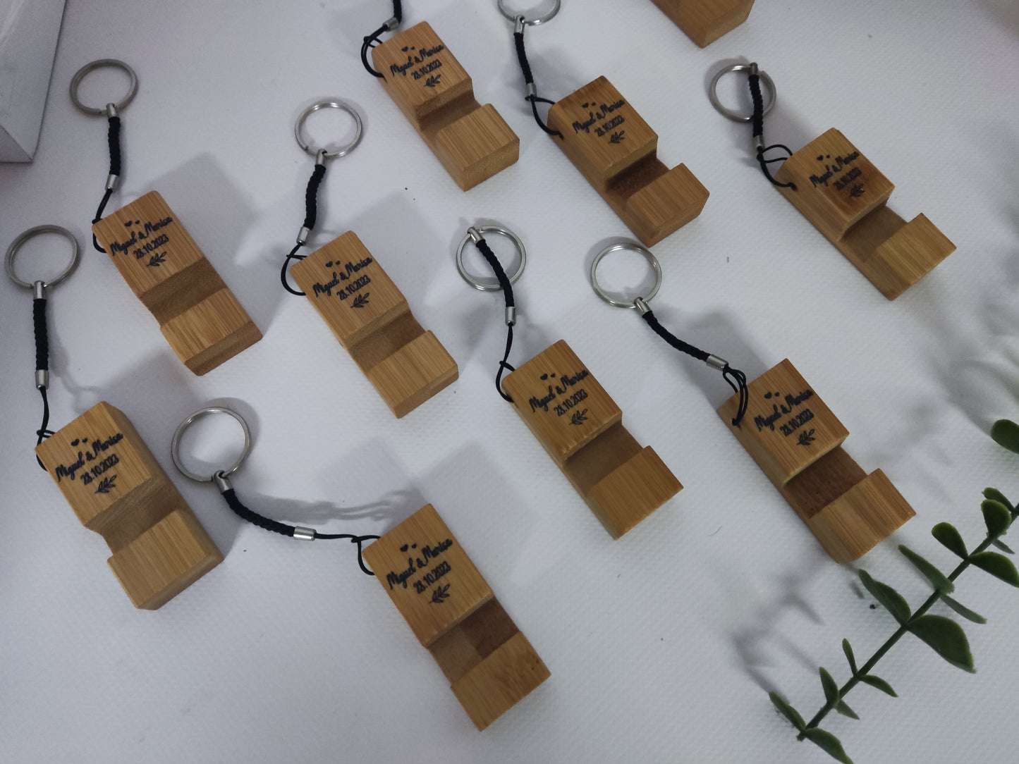 Soporte para móvil, bambú, llavero personalizado