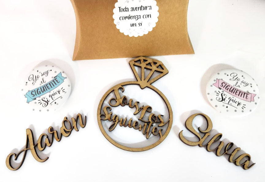 Set anillo y nombres para los siguientes en madera