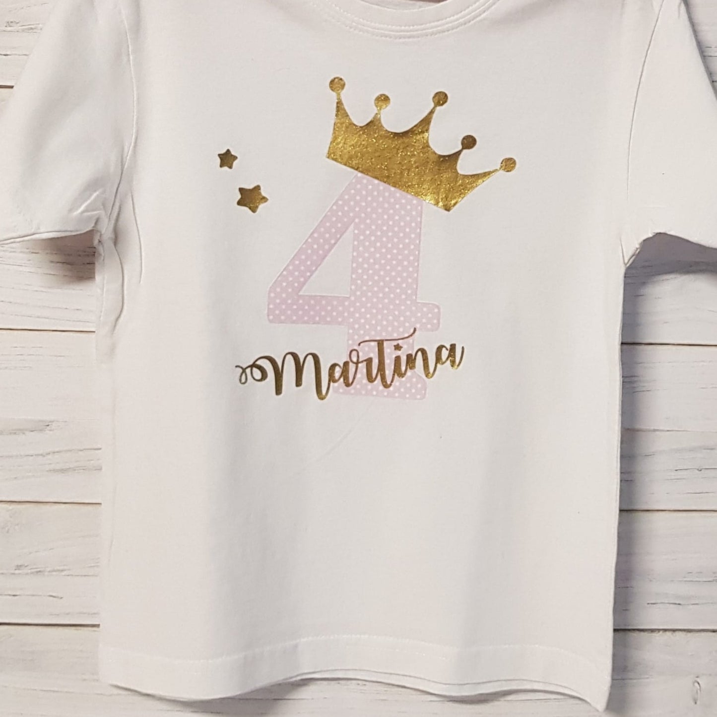 Camiseta para cumpleaños con diseño corona grande