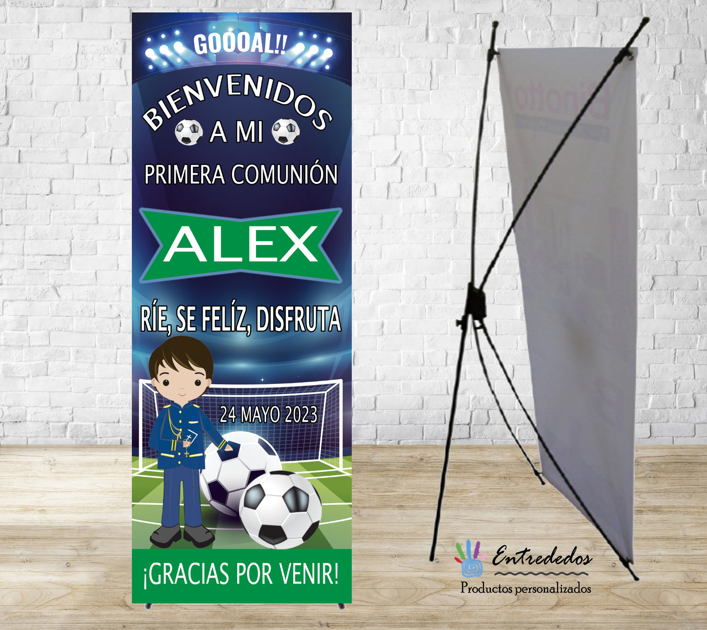 Banner para comunion con balones de fútbol y muñeco de comunión