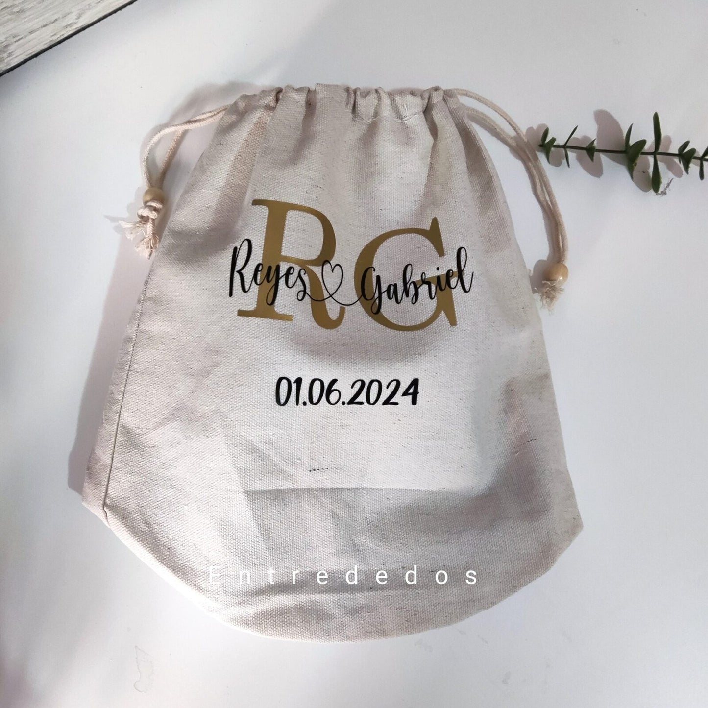 Bolsa limosnera para comunión y boda con diseño clásico y delicado
