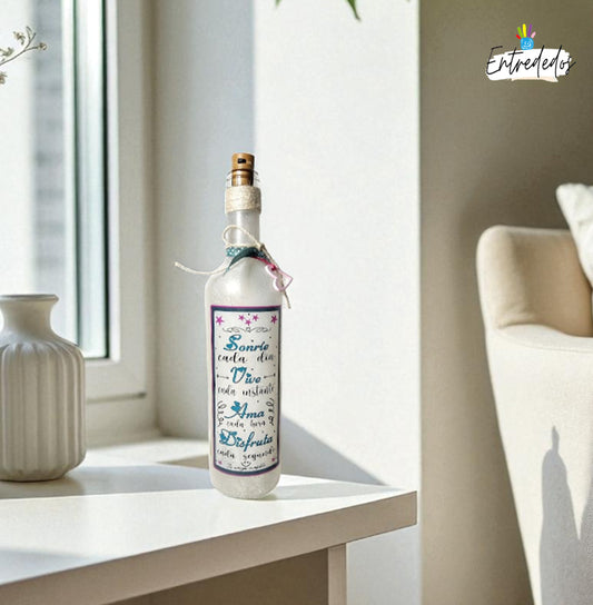 Botella luminosa personalizada con nombre y mensaje decorativo