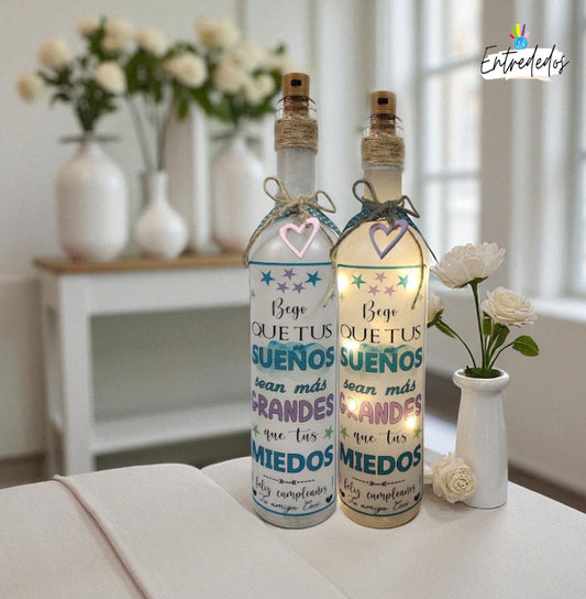 Botella luminosa personalizada con nombre y mensaje decorativo