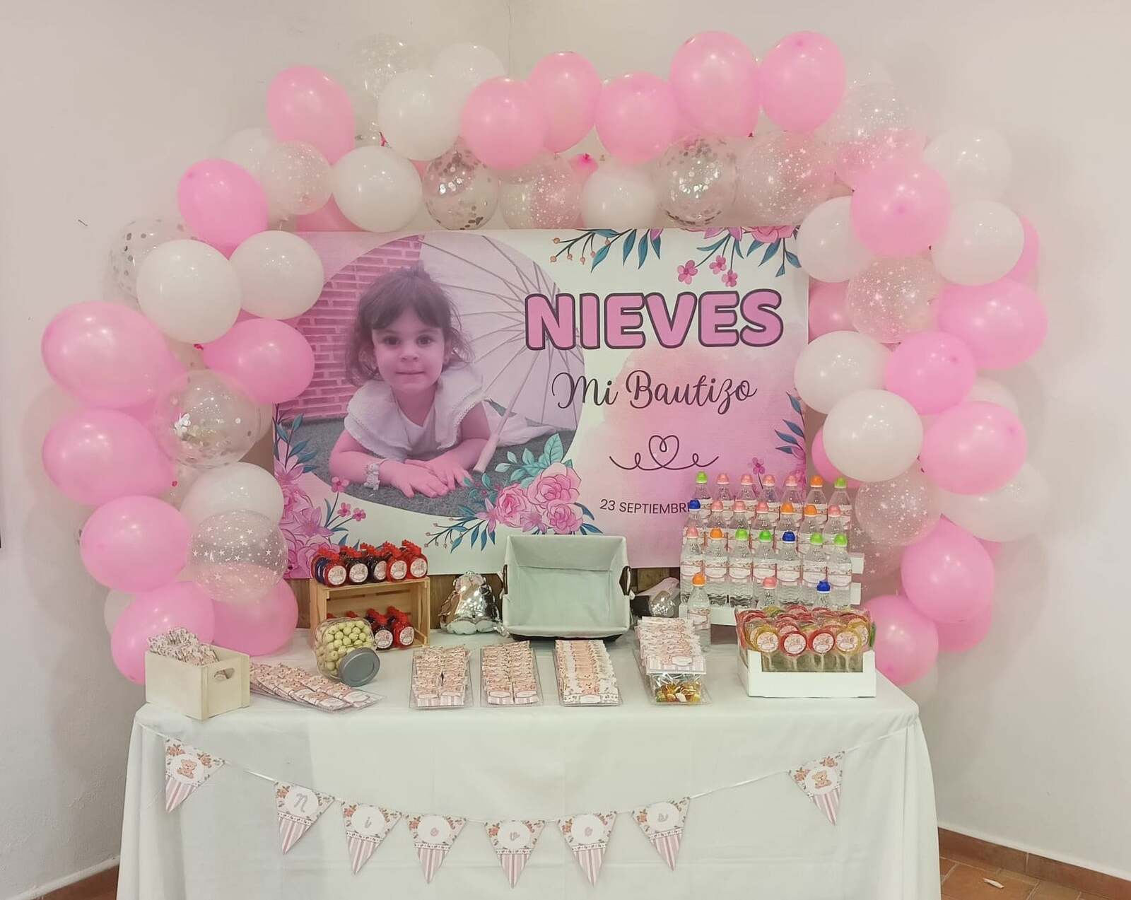 regalos personalizados – fondo de mesa dulce Entrededos