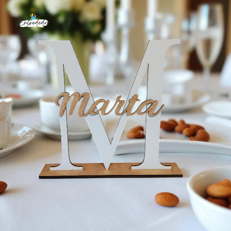 letra-regalo-madera-inicial-marta