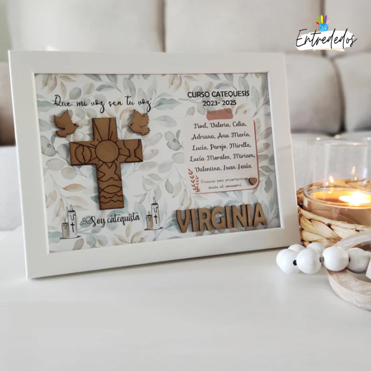 marco-catequista-lamina-detalles-madera-blanco
