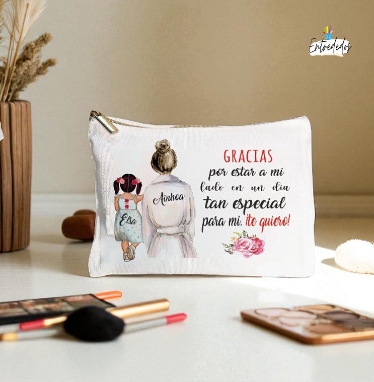 Neceser personalizado para mujer con nombre impreso
