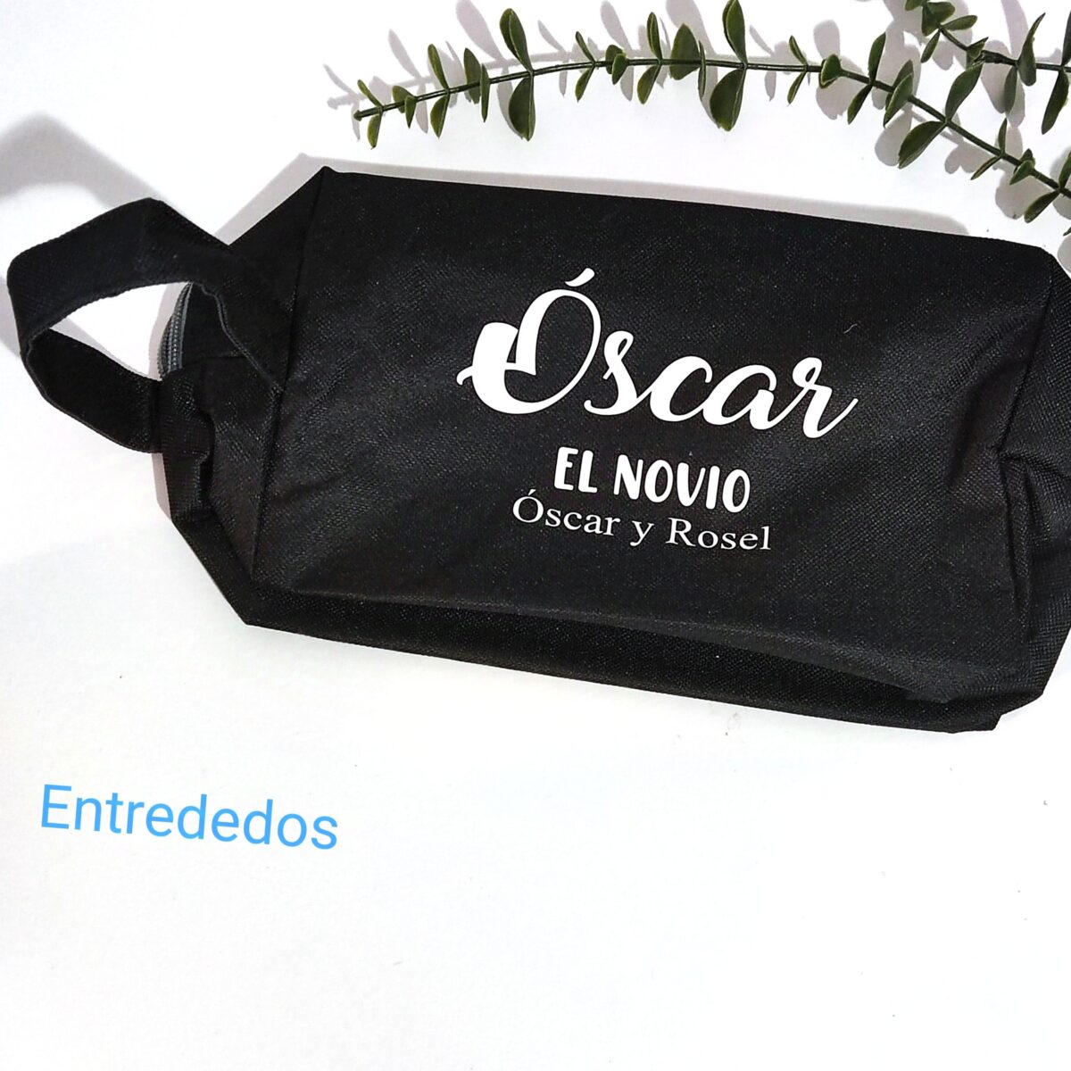 Neceser para hombre de diseño elegante en cuero resistente