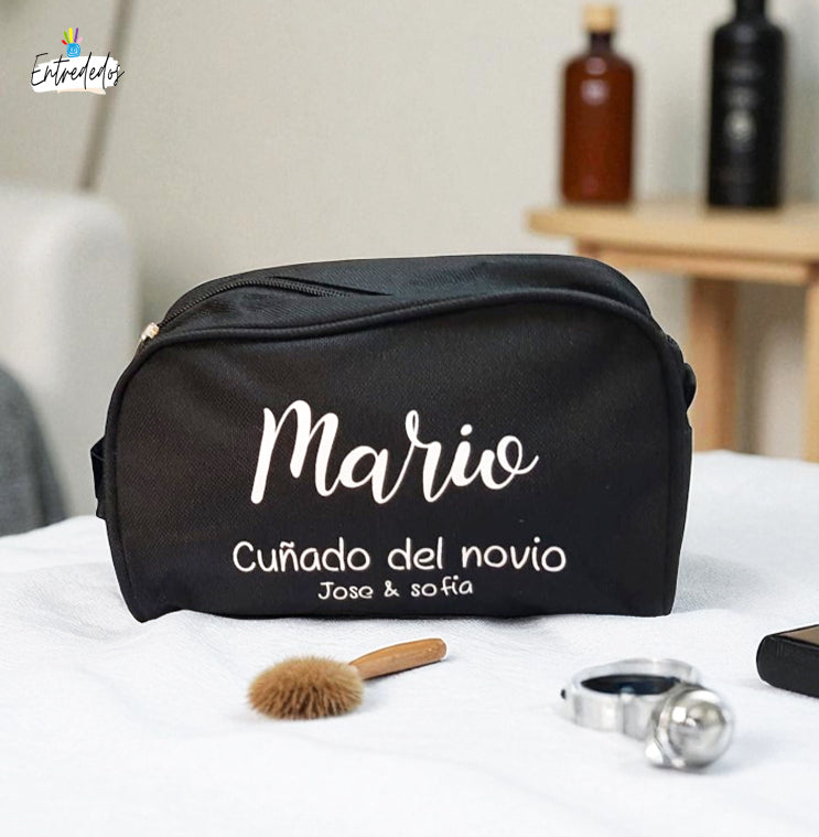 Neceser para hombre de diseño elegante en cuero resistente
