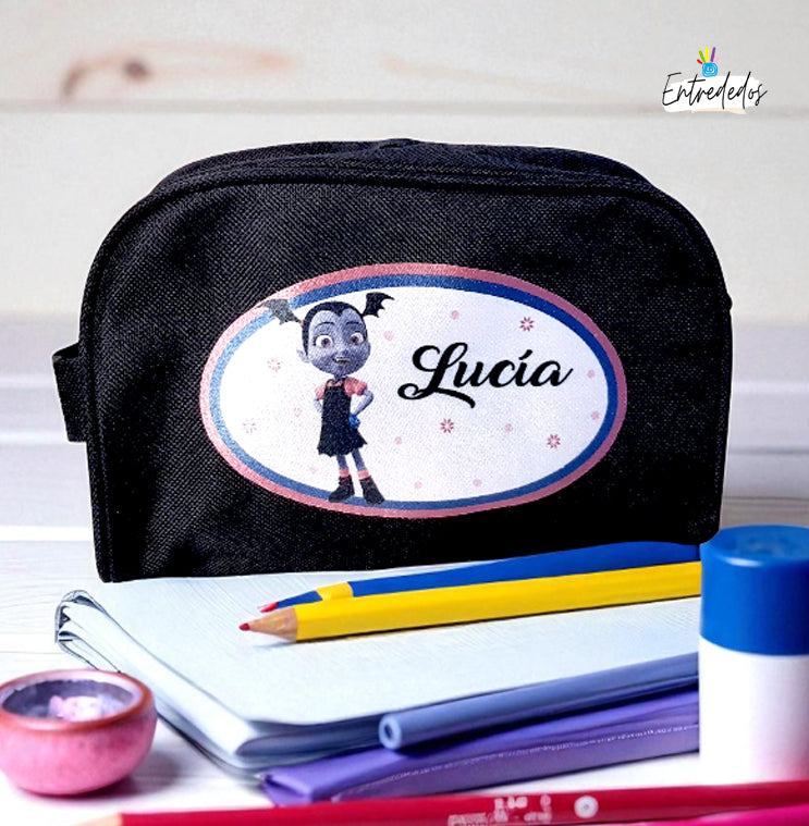 Neceseres escolares personalizados | Originales, resistentes y con tu nombre