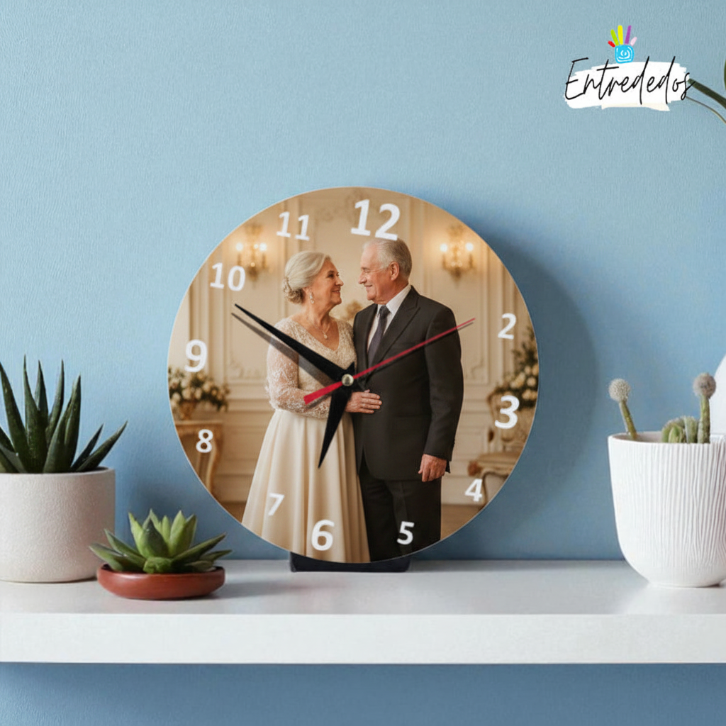 Reloj de madera con fotos personalizado