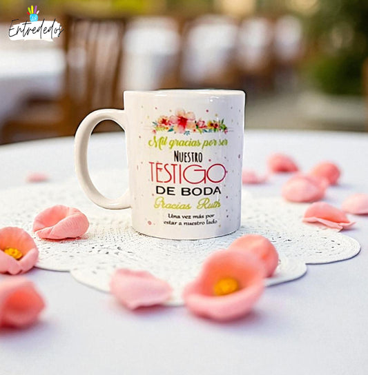 Esta taza con nombre personalizado es un regalo práctico y único, ideal para disfrutar del café o té. Personalízala con nombre, iniciales o mensaje especial y convierte un detalle cotidiano en un recuerdo inolvidable.