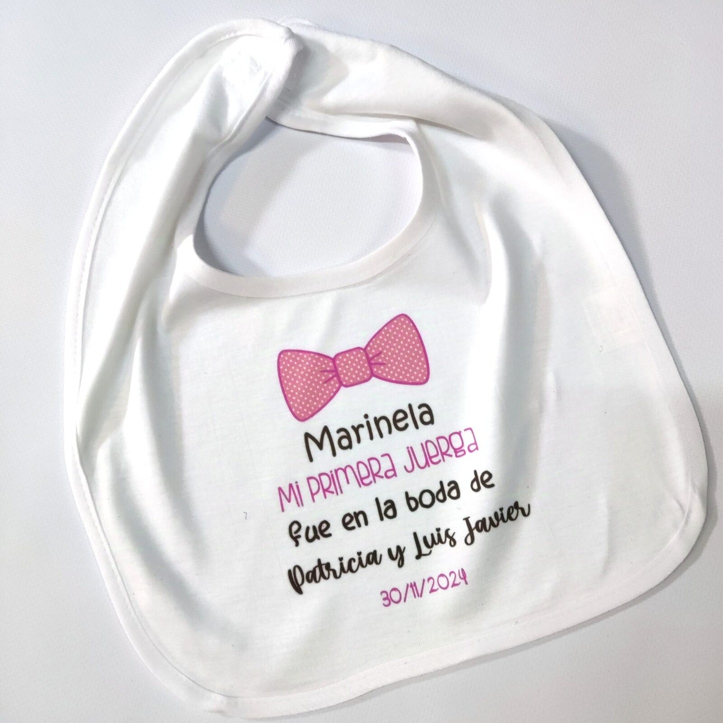 babero personalizado – regalo original para bebés Entrededos