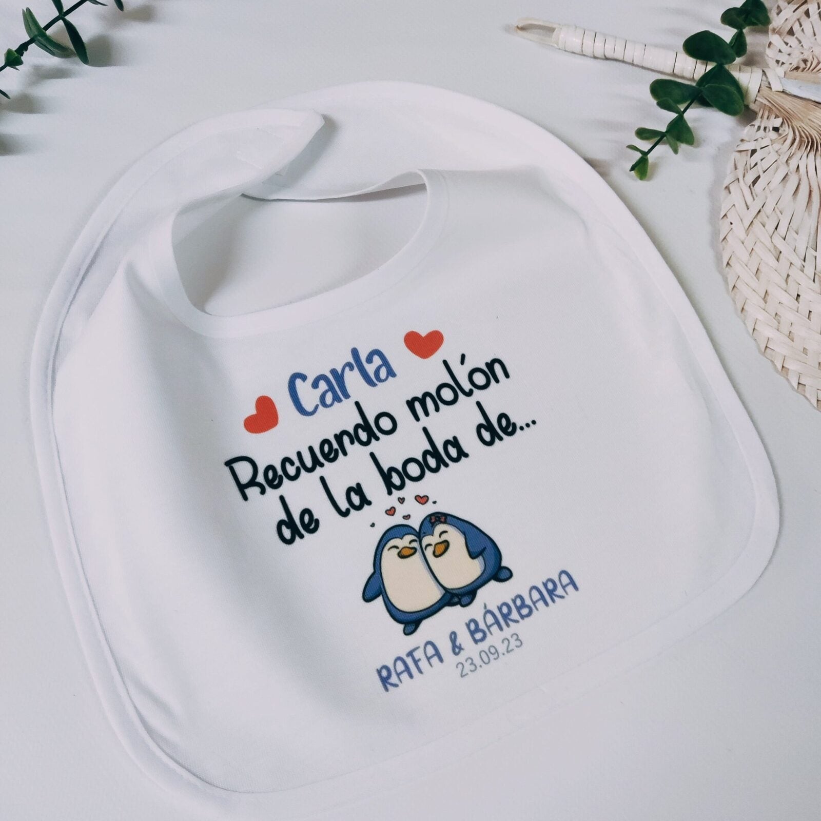 babero personalizado – regalo original para bebés Entrededos