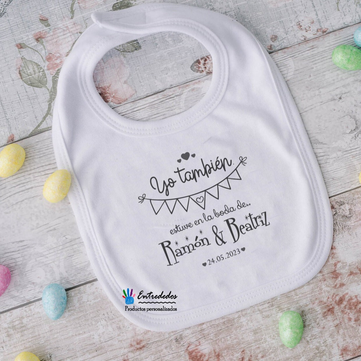 babero personalizado – regalo original para bebés Entrededos