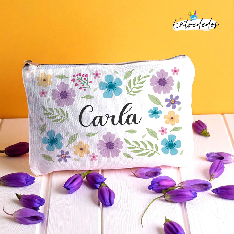 Neceser personalizado para mujer con nombre impreso
