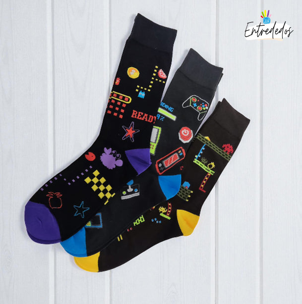 Set PAC-MAN con taza personalizada y tres pares de calcetines divertidos – Envío económico 3,99€