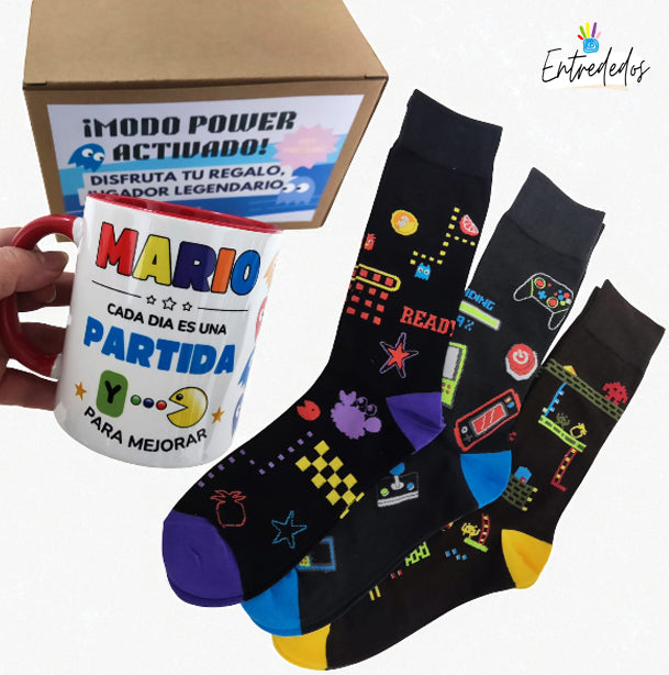 Set PAC-MAN con taza personalizada y tres pares de calcetines divertidos – Envío económico 3,99€