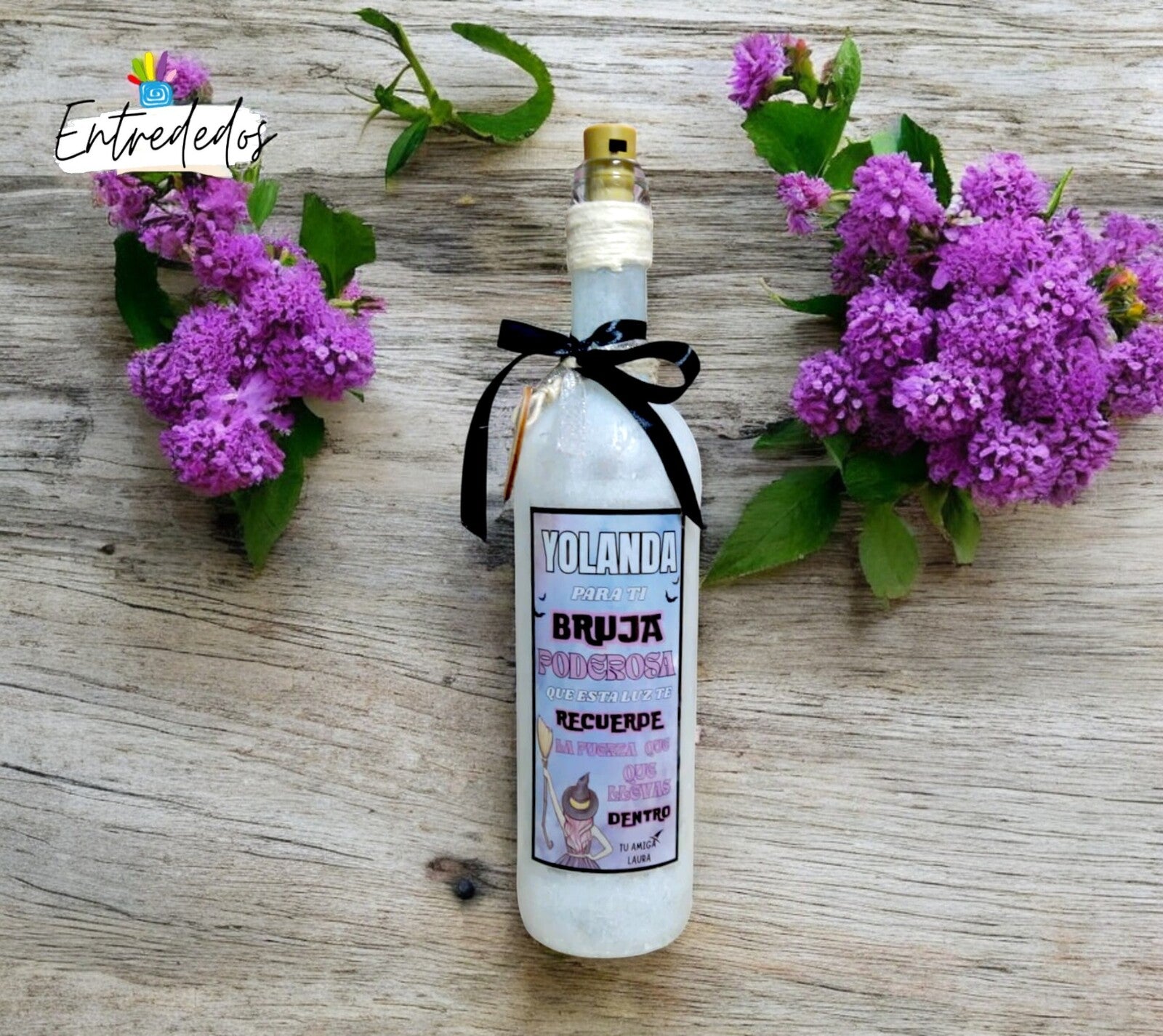 botella luminosa personalizada con nombre y frase positiva para mujer