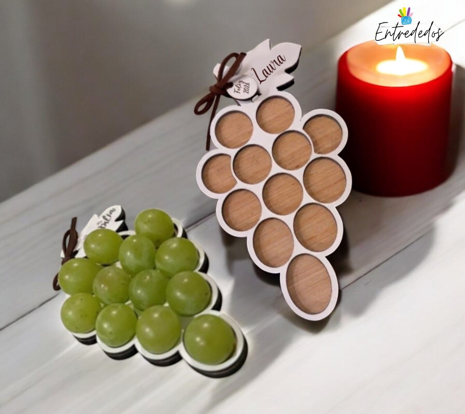 Bandeja personalizada para las uvas de Nochevieja con nombre y año