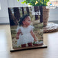 Lámina de cartón pluma personalizada de 10x8 cm con soporte de madera MDF en acabado madera o blanco, ideal como recuerdo para comunión, bautizo, cumpleaños o bodas de oro.