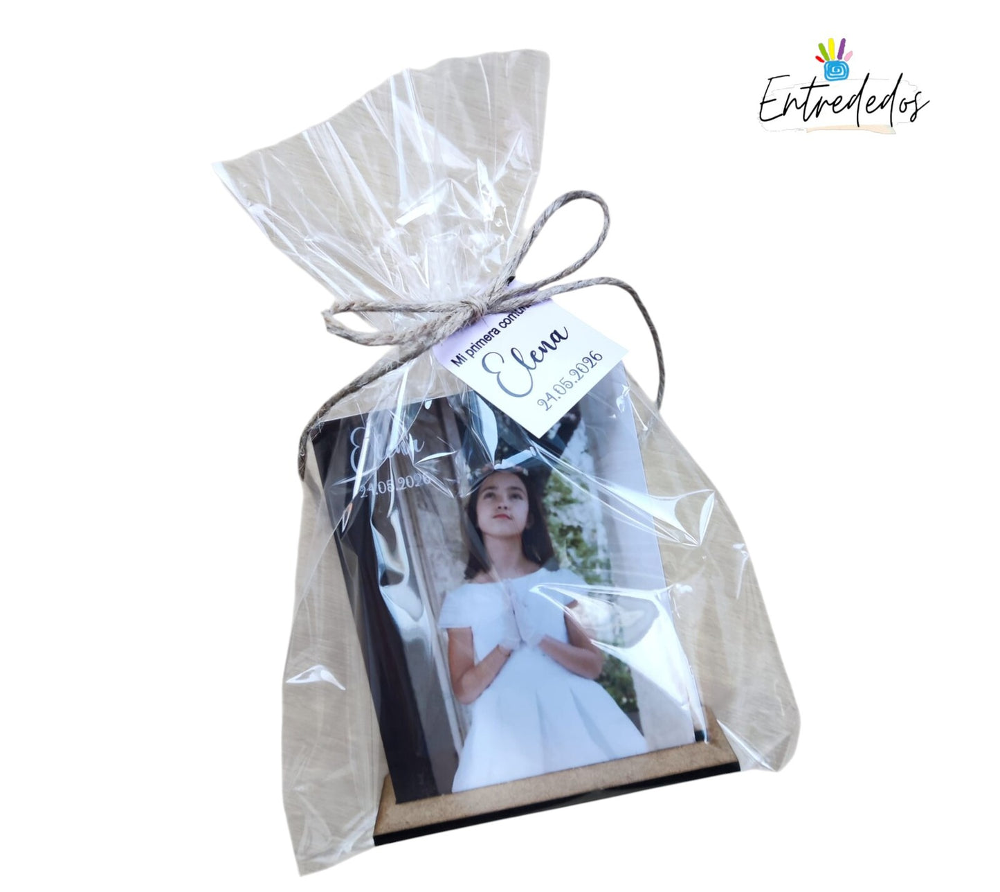 Lámina de cartón pluma personalizada de 10x8 cm con soporte de madera MDF en acabado madera o blanco, ideal como recuerdo para comunión, bautizo, cumpleaños o bodas de oro.