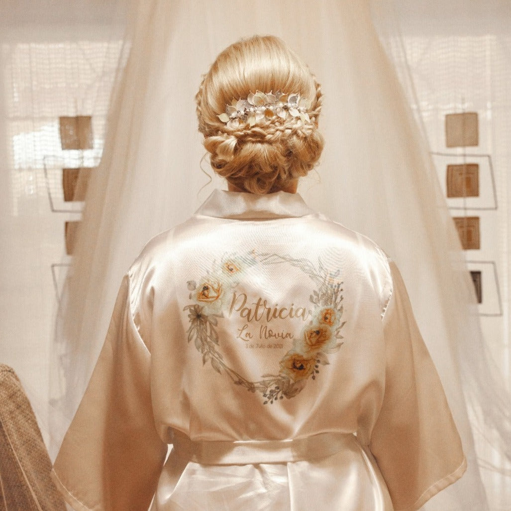 Bata de satén de novia blanca personalizada modelo PREMIUM (Talla hasta la xl)