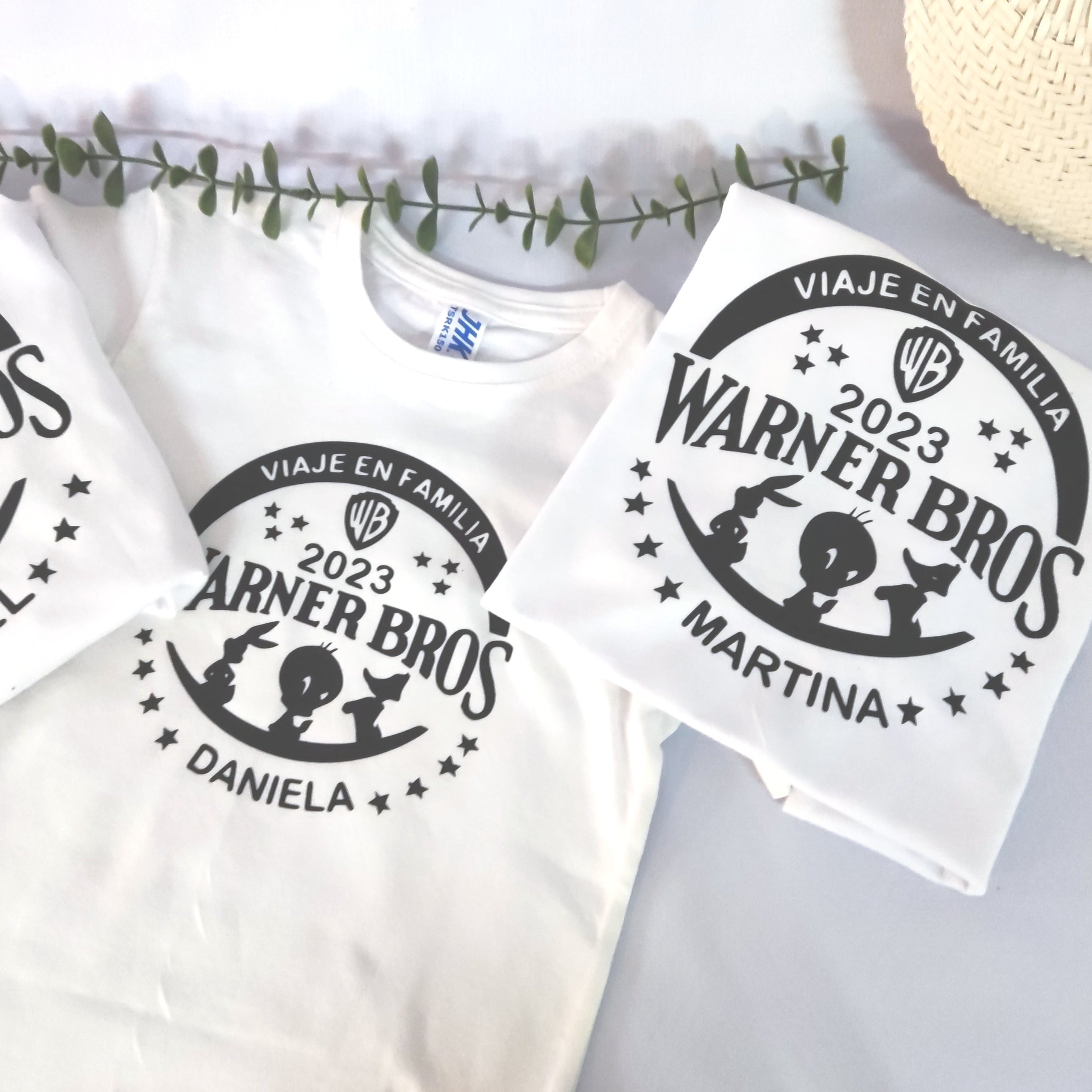 Camiseta personalizada viaje a Warner Bros Entrededos