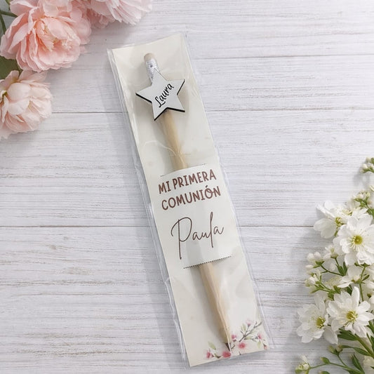 Lapiceros personalizados de madera con nombre de cada niño