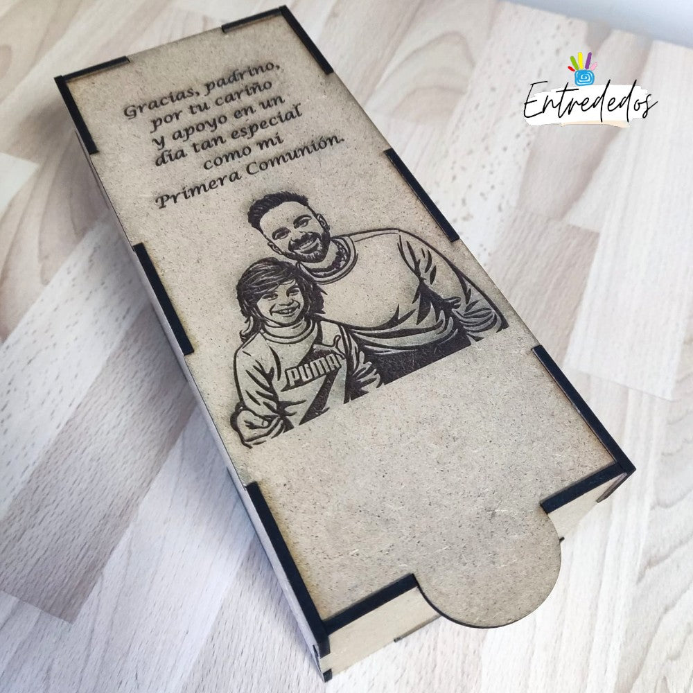 Copa de vino y caja de madera grabadas personalizadas