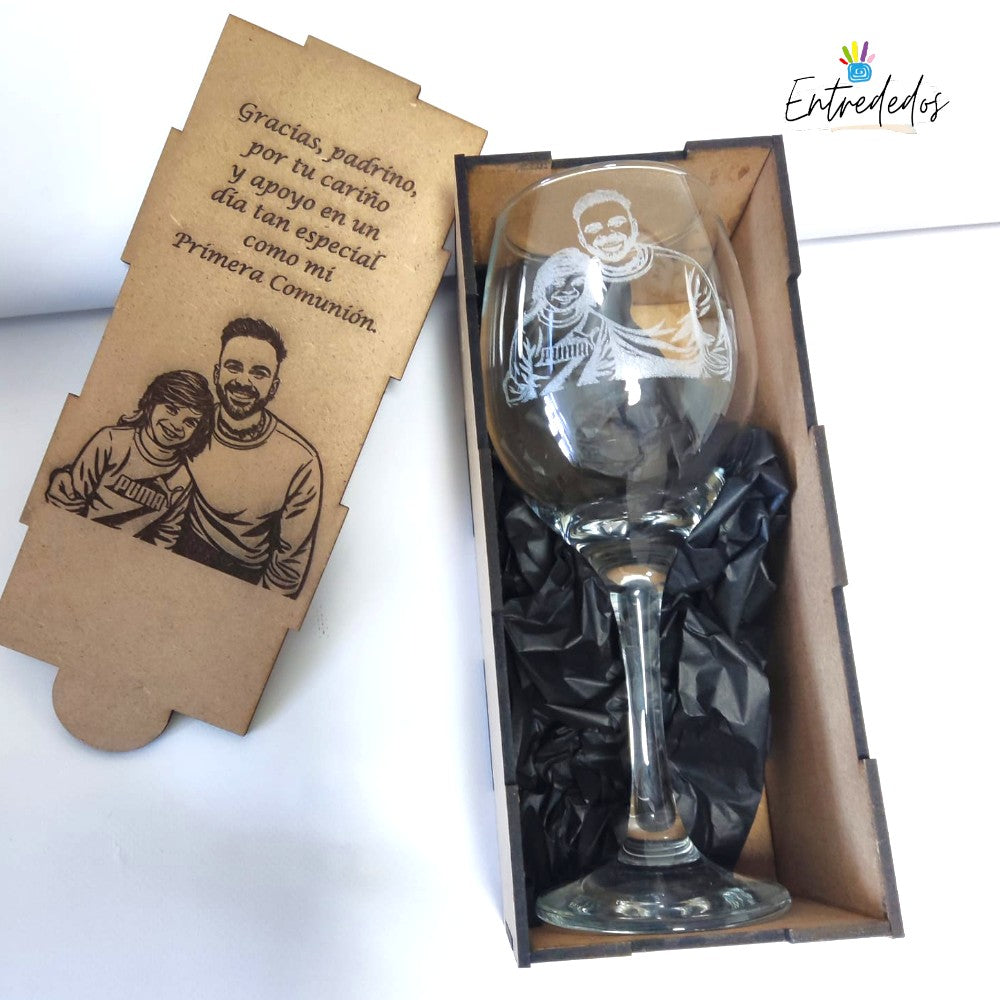 Copa de vino y caja de madera grabadas personalizadas
