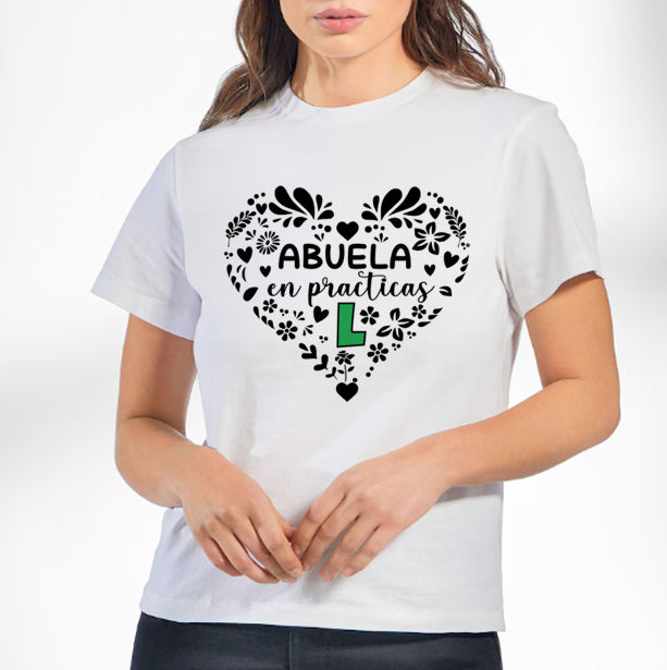 Camiseta Personalizada Abuela en Prácticas con Nombre
