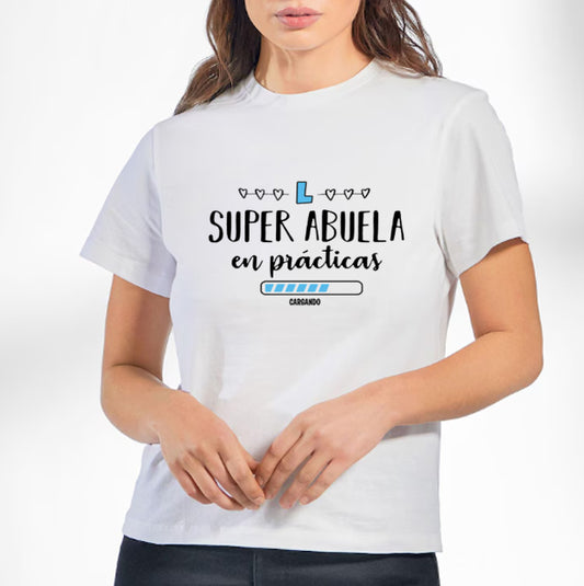 Camiseta  Super Abuela en Prácticas Personalizada con Nombre