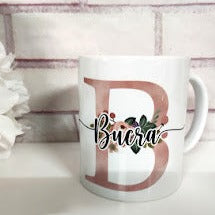 Taza inicial floral hello